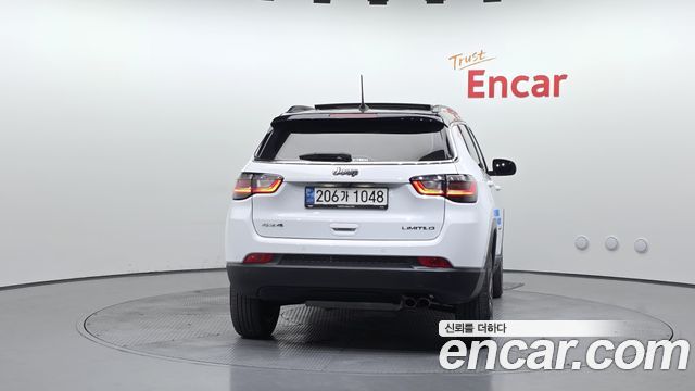 Jeep Compass 2-го поколения 2.4 Limitied AWD - фото 3