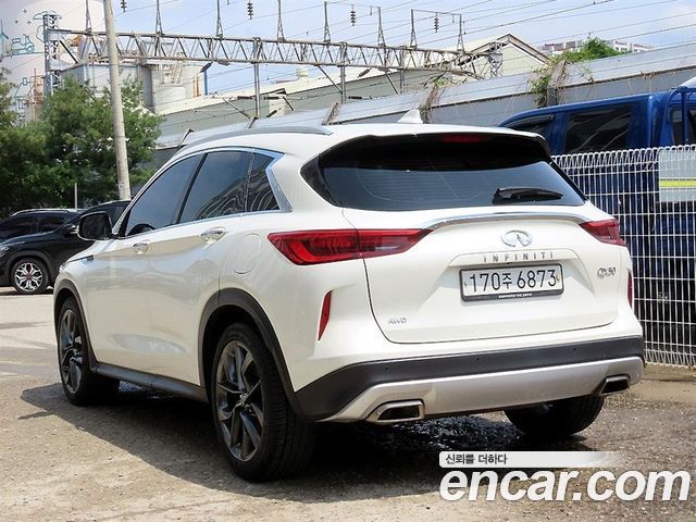 Infiniti QX50 2.0 Sensory AWD - фото 2