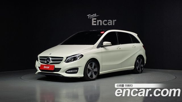 Mercedes-Benz B-Class W246 B220 - фото 0