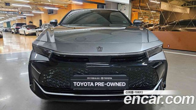 Toyota Crown 2.5 4WD Hybrid - фото 2