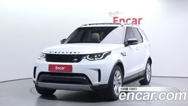 Land Rover Discovery 3.0 TD6 HSE - фото 0
