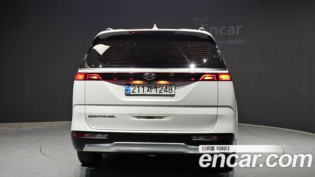 Kia Carnival 4-го поколения 9-Seater Noblesse - фото 3