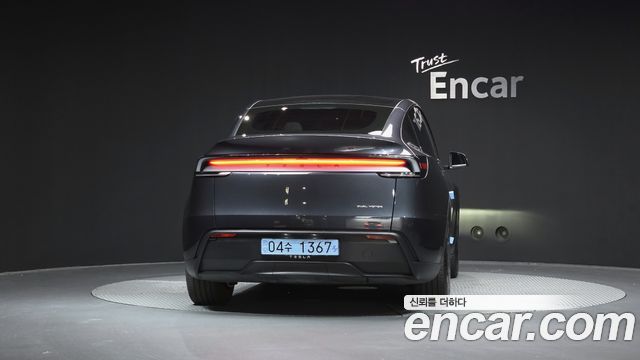 Tesla Model Y RWD - фото 3