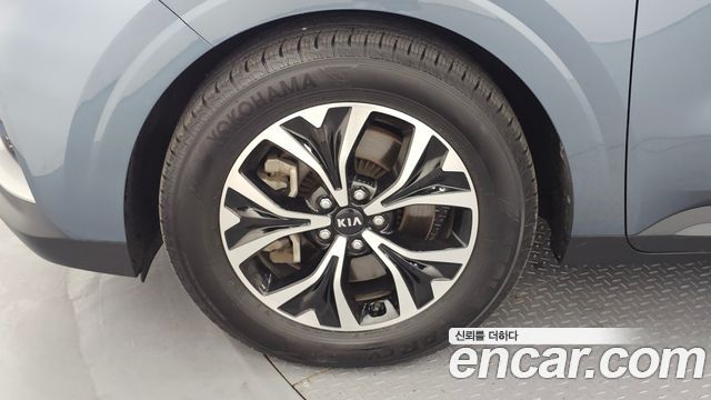 Kia Carnival 4-го поколения 9-Seater Prestige - фото 4