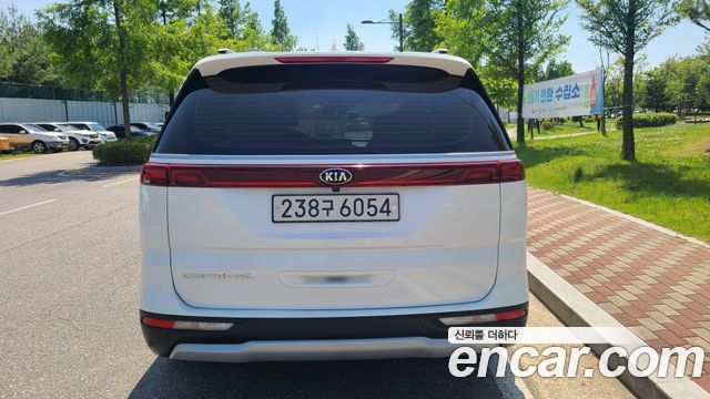 Kia Carnival 4-го поколения 9-Seater Prestige - фото 3