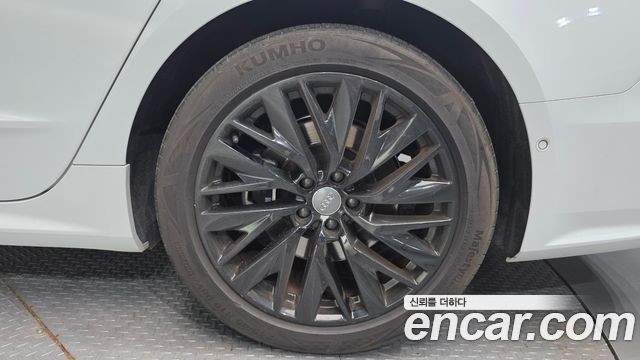 Audi A7 45 TDI Quattro Premium - фото 4