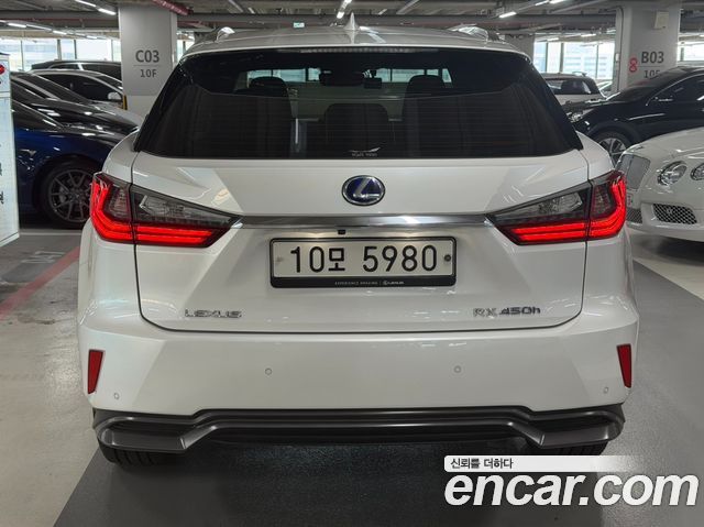 Lexus RX 4-го поколения Supreme - фото 3
