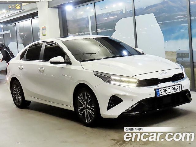Kia K3 Новый 2-го поколения 1.6 signature - фото 0