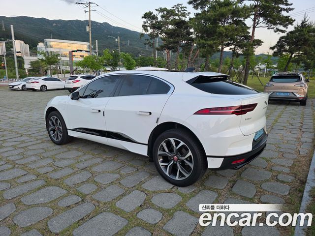 Jaguar I-PACE EV400 HSE - фото 1