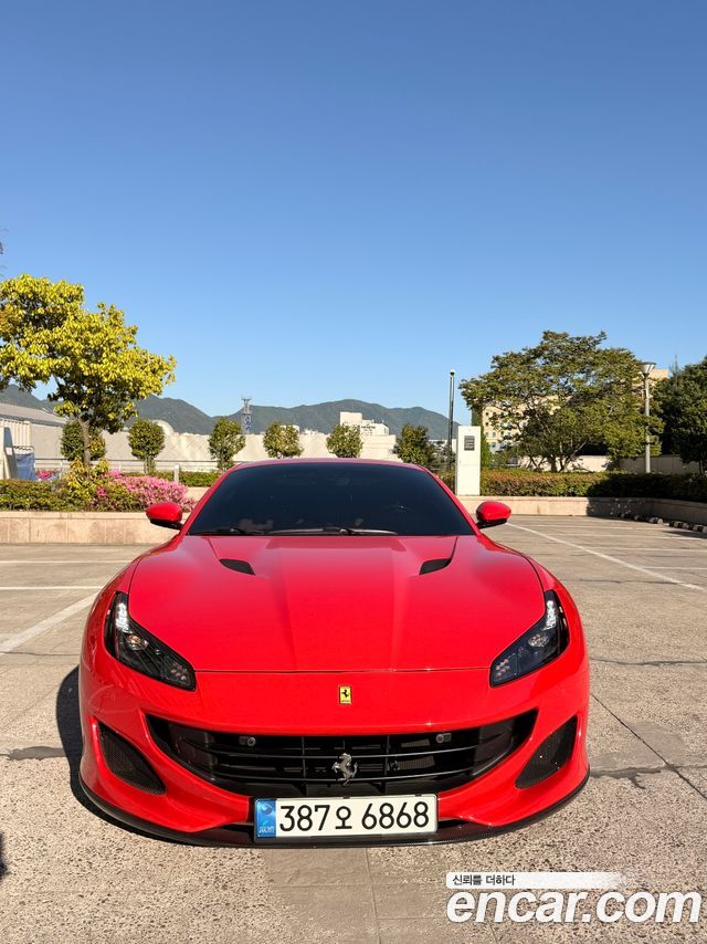 Ferrari Portofino 3.9 V8 - фото 2