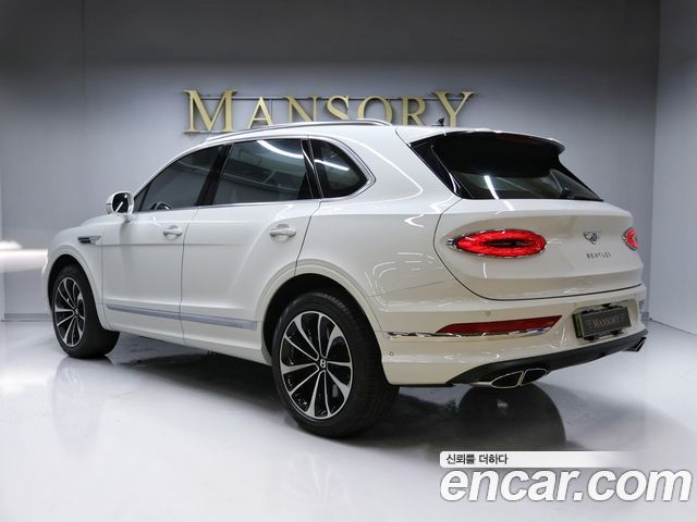 Bentley Bentayga 4.0 V8 Base - фото 1