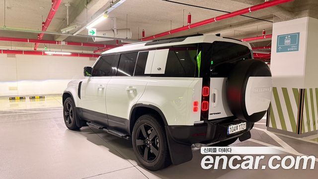 Land Rover Defender L663 110 D300 HSE - фото 3