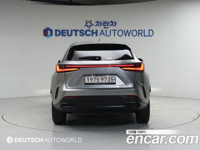 Lexus NX 2-го поколения Premium - фото 3