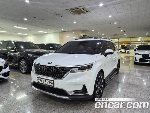 Kia Carnival 4-го поколения 9-Seater Signature - фото 0