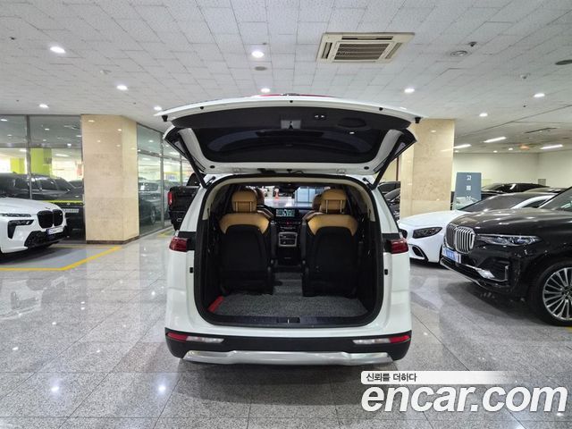 Kia Carnival 4-го поколения 9-Seater Signature - фото 4
