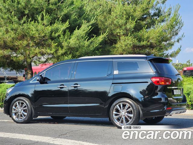 Kia Carnival Новый 9-Seater Noblesse Special - фото 4