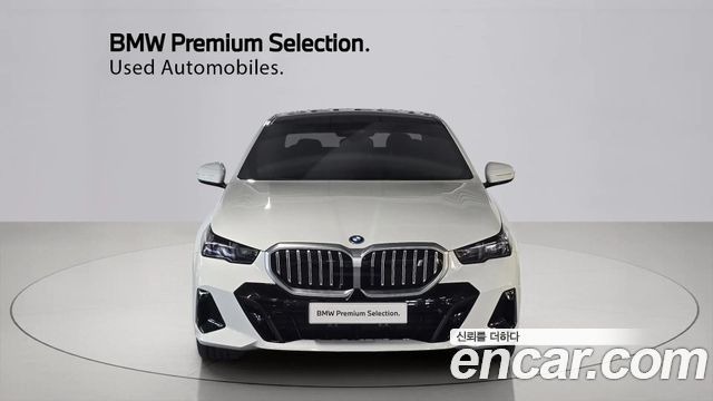 BMW i5 G60 eDrive 40 M Sport - фото 2