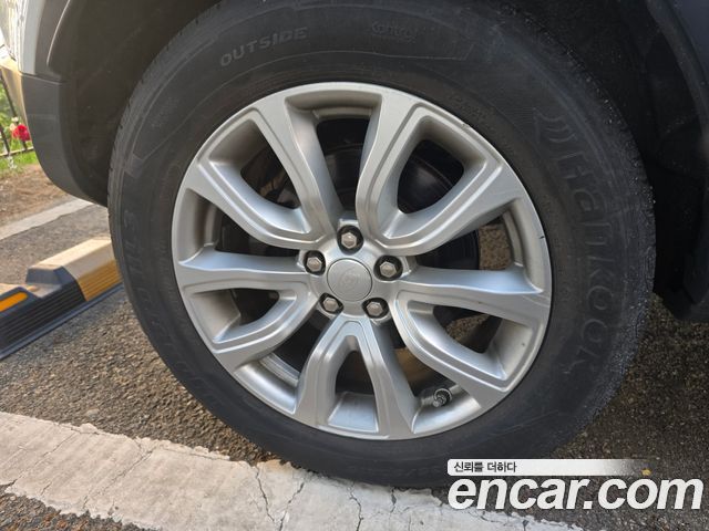 Land Rover Range Rover Evoque 2.0 TD4 SE - фото 4