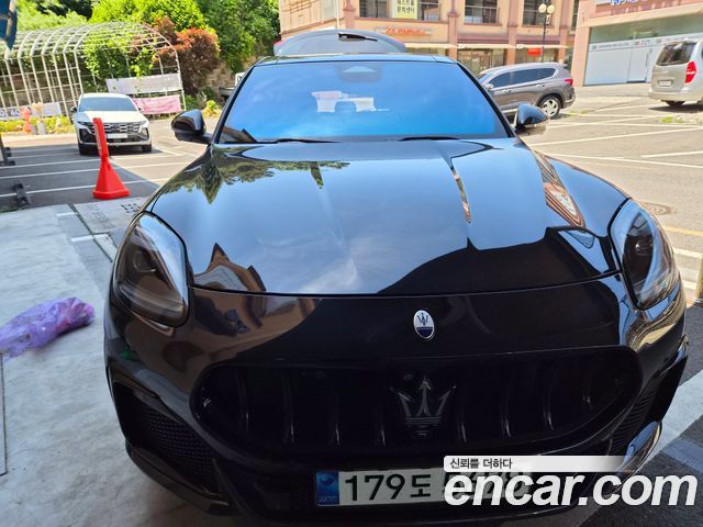 Maserati Grecale 3.0 AWD Trofeo - фото 1