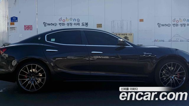Maserati Ghibli 3.0S Q4 GranSport 3rd - фото 2