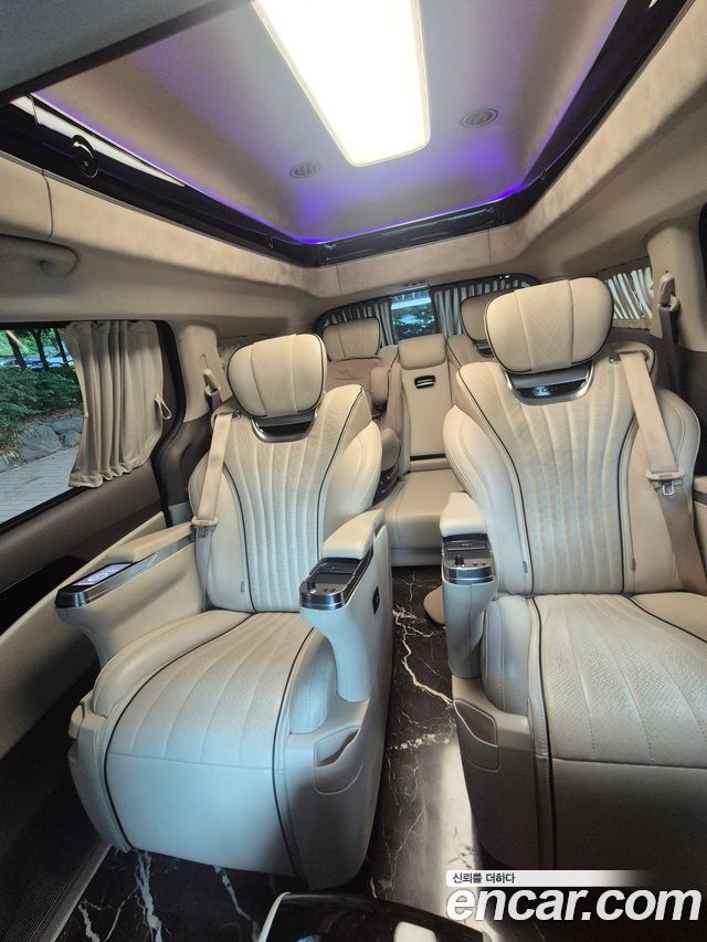Kia Carnival 4-го поколения Gasoline 9-Seater Hi-Limousine Signature - фото 2