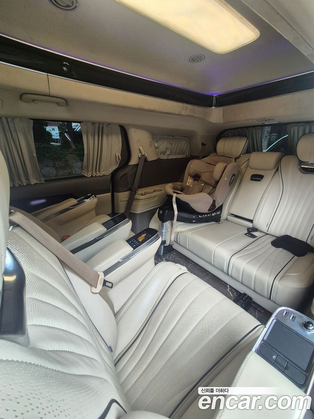 Kia Carnival 4-го поколения Gasoline 9-Seater Hi-Limousine Signature - фото 3