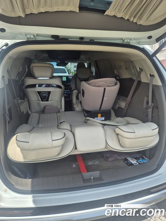 Kia Carnival 4-го поколения Gasoline 9-Seater Hi-Limousine Signature - фото 4
