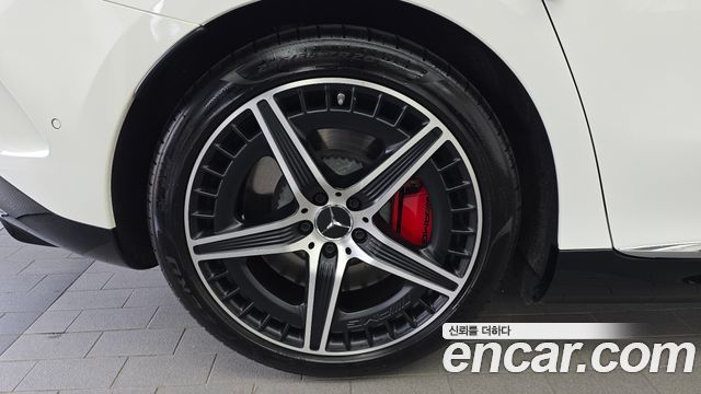 Mercedes-Benz EQE V295 EQE53 AMG 4MATIC+ - фото 4