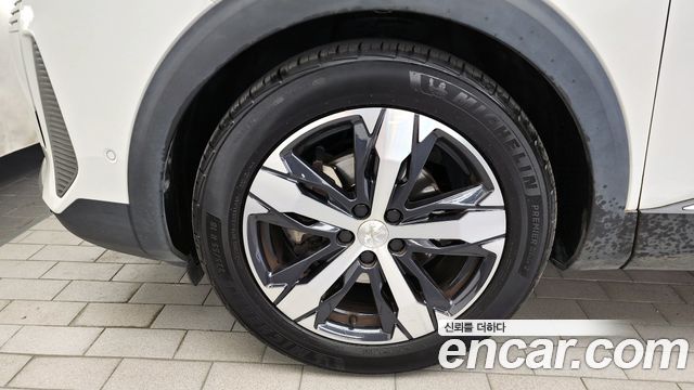 Peugeot 3008 2-го поколения 1.2 Pure Tech GT - фото 4