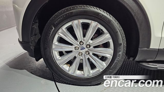 Ford Explorer 6-го поколения 2.3 LimIted 4WD - фото 4