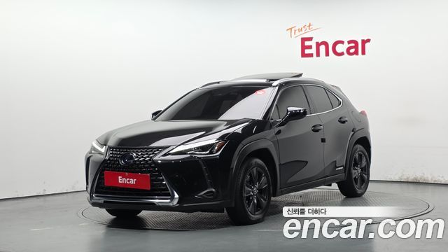Lexus UX 2.0 2WD - фото 0