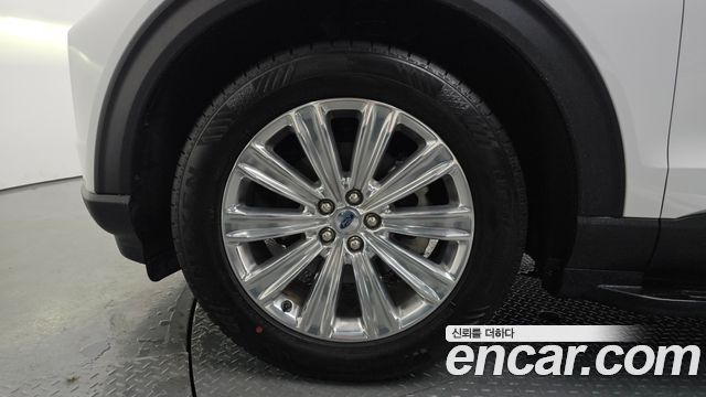 Ford Explorer 6-го поколения 2.3 LimIted 4WD - фото 4
