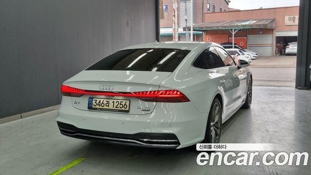 Audi A7 50 TDI Quattrp Premium - фото 1