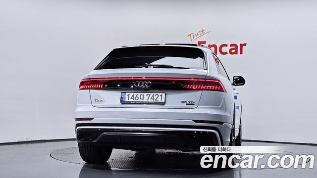 Audi Q8 50 TDI Quattro Premium - фото 3