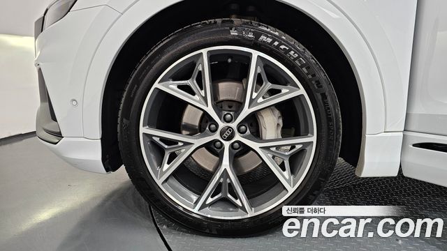 Audi Q8 50 TDI Quattro Premium - фото 4