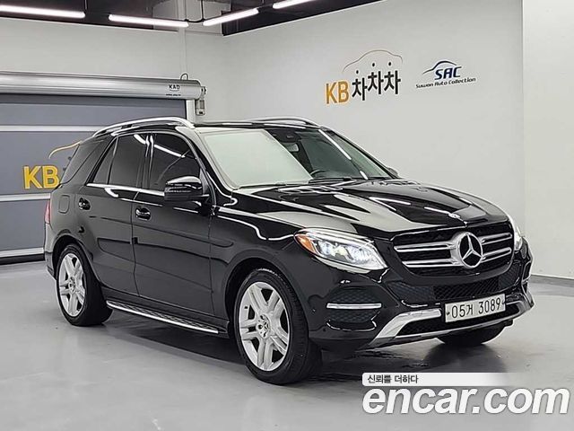 Mercedes-Benz GLE-Class W166 GLE350 d 4MATIC - фото 1