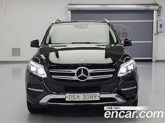 Mercedes-Benz GLE-Class W166 GLE350 d 4MATIC - фото 2
