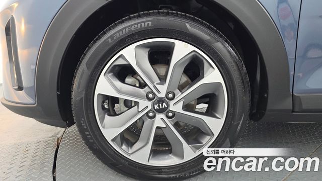Kia Stonic 1.4 Prestige - фото 4