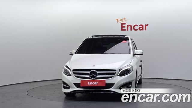 Mercedes-Benz B-Class W246 B220 - фото 2