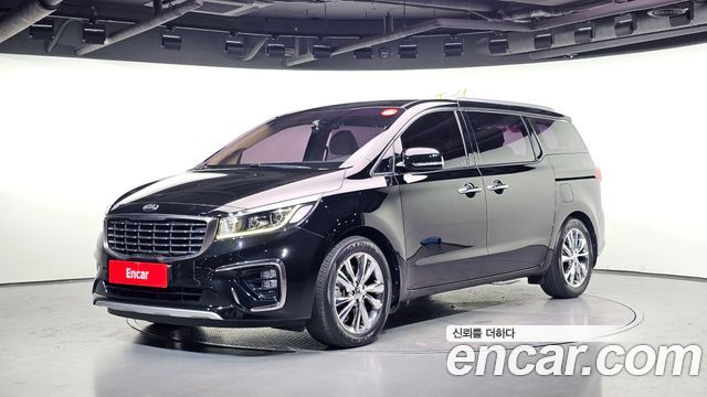 Kia Carnival Новый Gasoline 7-Seater Limousine VIP - фото 0