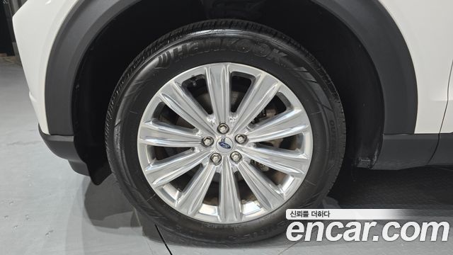 Ford Explorer 6-го поколения 2.3 LimIted 4WD - фото 4