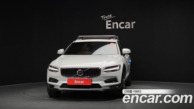 Volvo V90 B5 Ultimate AWD - фото 2