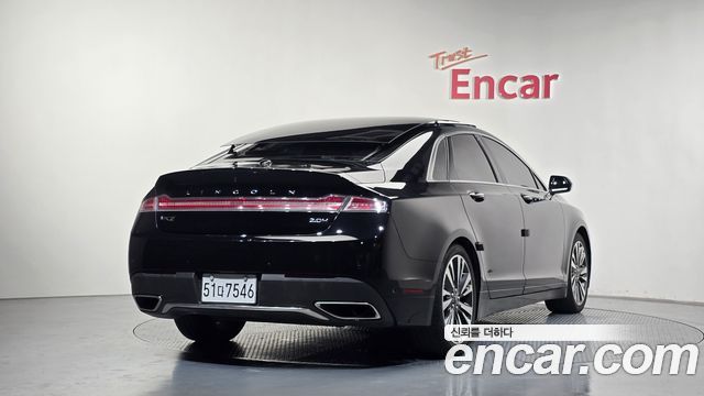 Lincoln MKZ Hybrid 2nd - фото 1