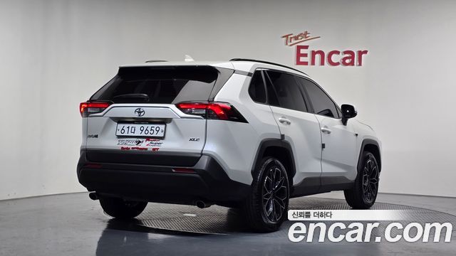 Toyota RAV4 5-го поколения 2.5 2WD - фото 1