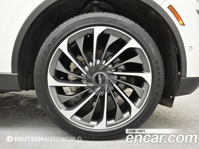 Lincoln Aviator 2-го поколения 3.0 Reserve AWD - фото 4