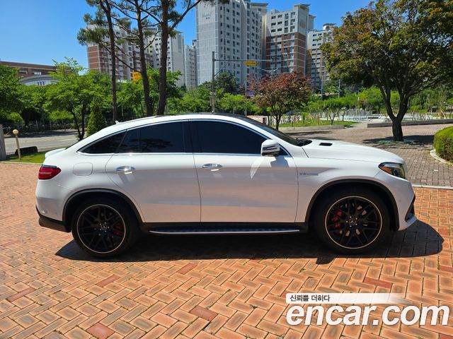 Mercedes-Benz GLE-Class W167 AMG GLE63 S 4MATIC+ Coupe - фото 3