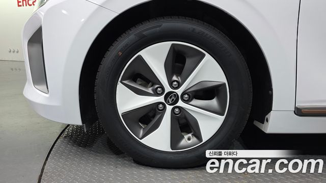 Hyundai Ioniq Q - фото 4