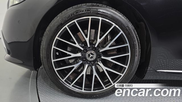 Mercedes-Benz S-Class W223 S580L 4MATIC - фото 4
