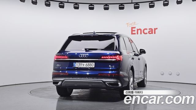 Audi Q7 45 TDI Quattro Premium - фото 3