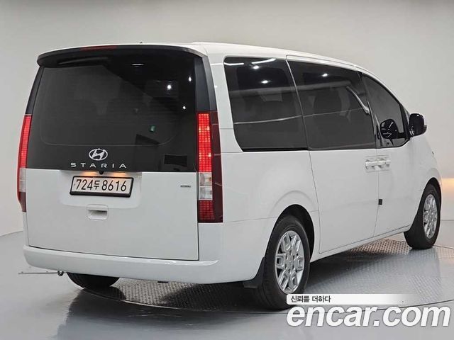 Hyundai Staria 4WD Tourer 11-Seater Modern - фото 3